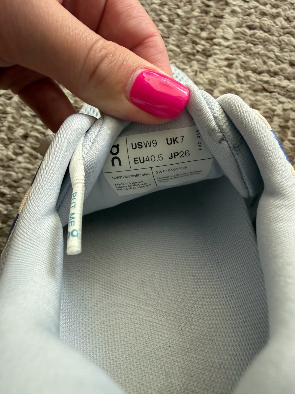 On Running Women’s Cloudsurfer 2 Sneakers - Picture 8 of 8